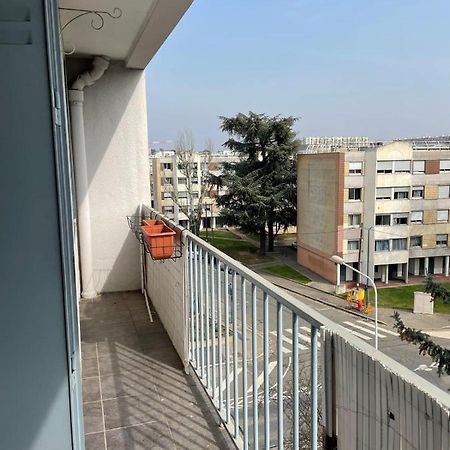 Le Parilly- Appartement 3 Chambres-Parc Parilly Bron Esterno foto