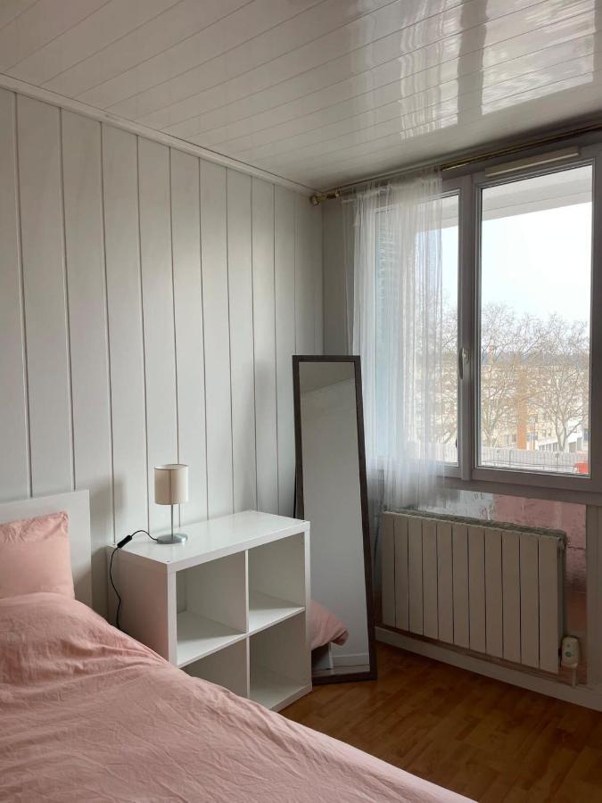 Le Parilly- Appartement 3 Chambres-Parc Parilly Bron Esterno foto